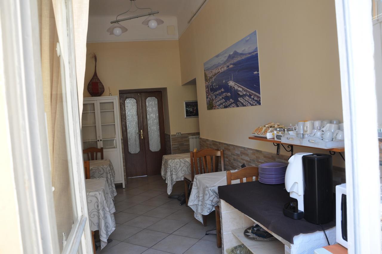 Benvenuto A Napoli Bed & Breakfast Exterior photo